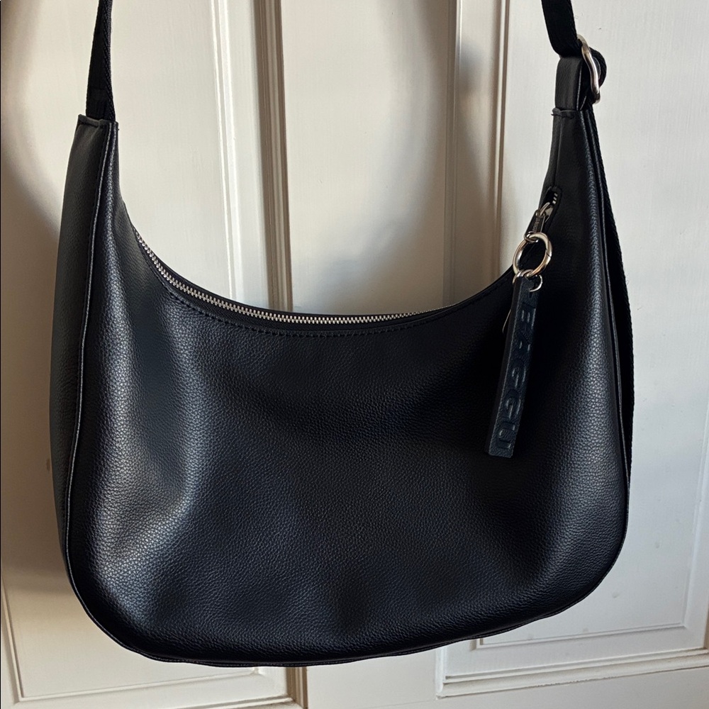 Baggu Medium Recycled Leather Crescent VGUC